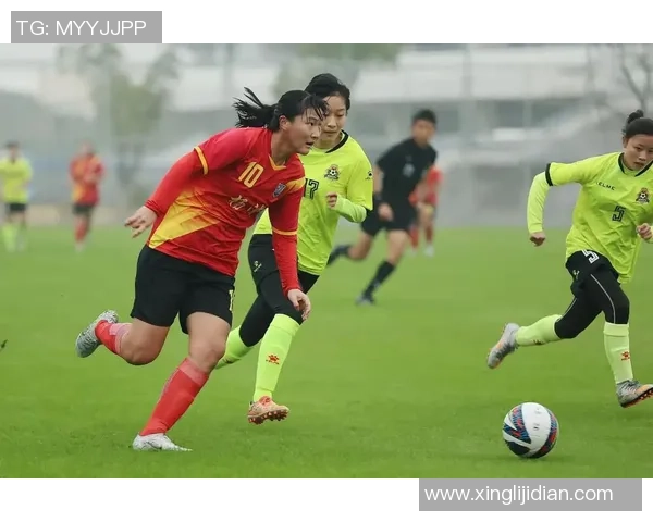 20世纪足球女球星风采：影响力与突破性成就的完美融合